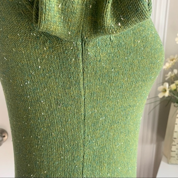 Vintage Old Navy Lambswool Blend Vneck Sweater - Picture 9 of 14